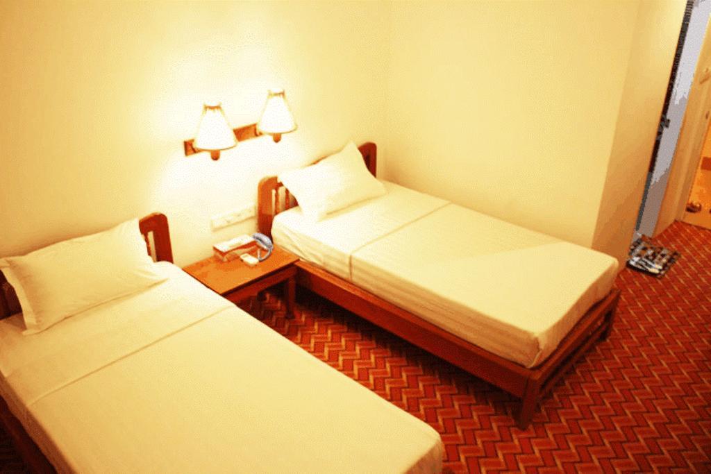 Raza Gyo Hotel Bagan Room photo